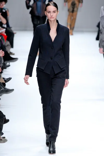 Look 17